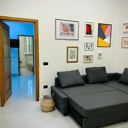 Casa Mires Apartment เนเปิลส์ ภายนอก รูปภาพ