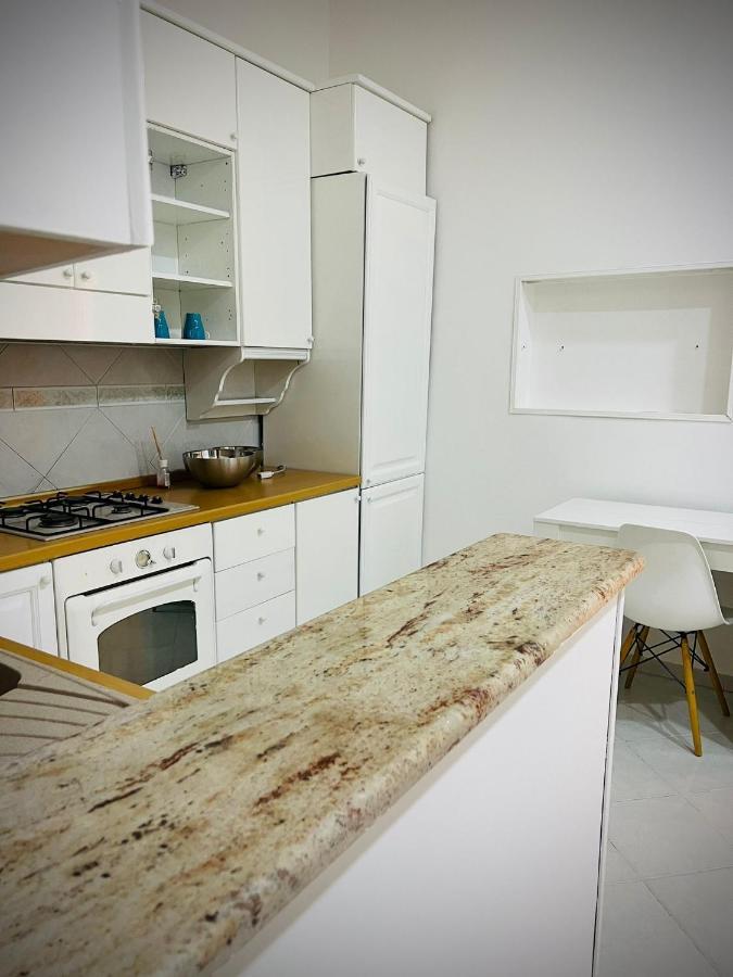 Casa Mires Apartment เนเปิลส์ ภายนอก รูปภาพ